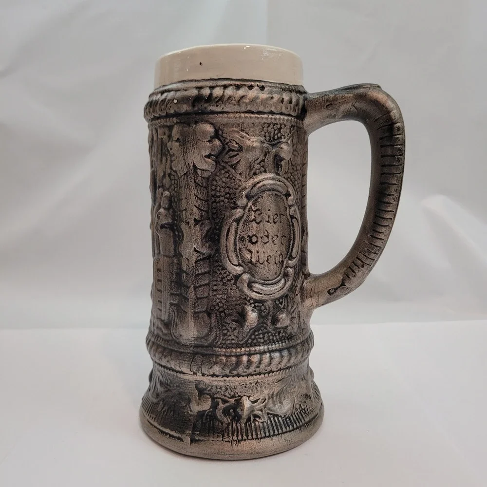 Vintage 1981 Beer Stein Silver Relief‎ German Bier Oder Wein Tankard Mug